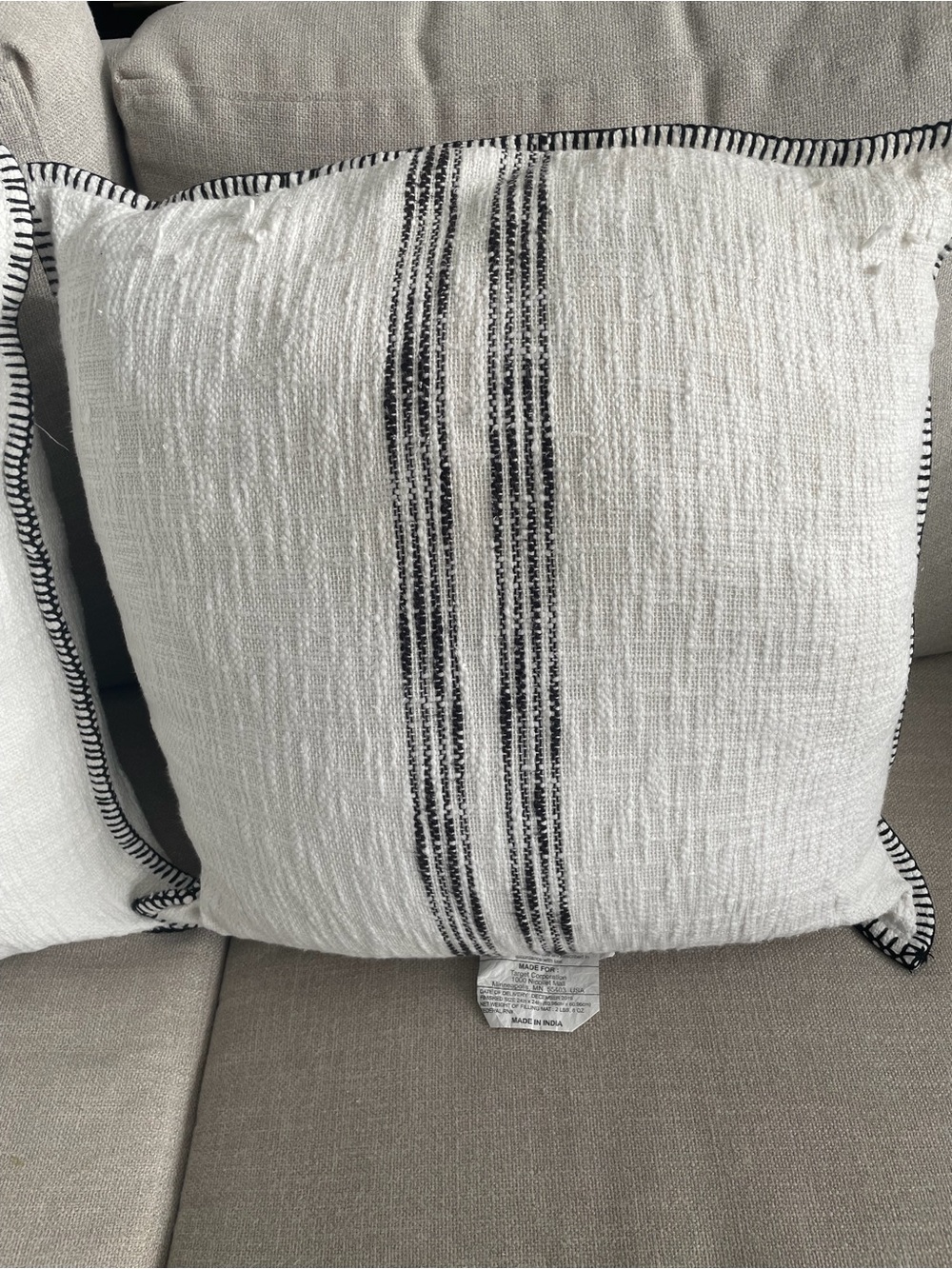 Throw Pillows Set